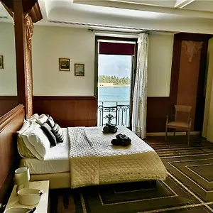 https://apt-regina-del-porto.lecce-hotels.com
